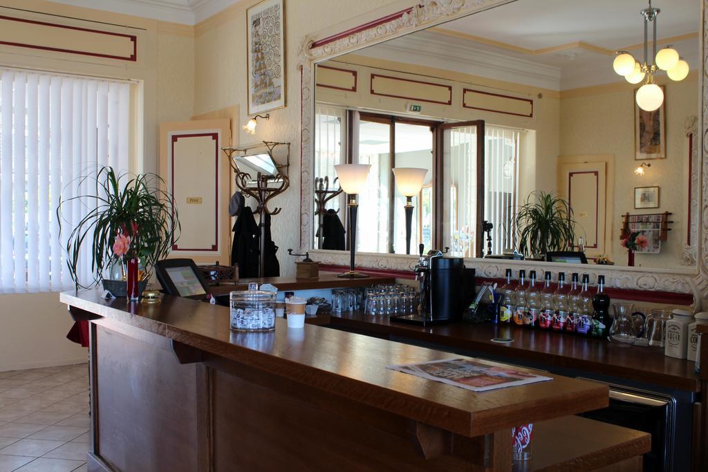 Hotel Evian Express - Terminus Luaran gambar