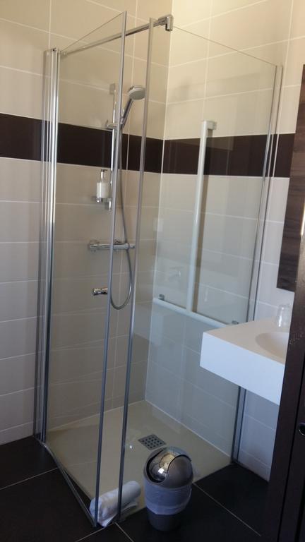 Hotel Evian Express - Terminus Luaran gambar